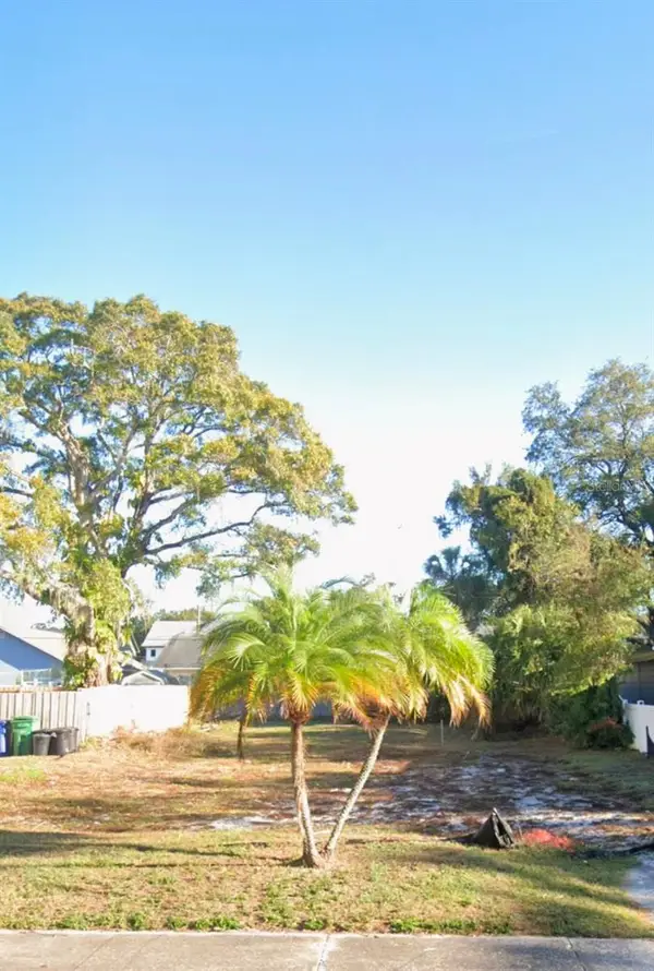 2725 N Ridgewood Avenue, TAMPA, FL 33602
