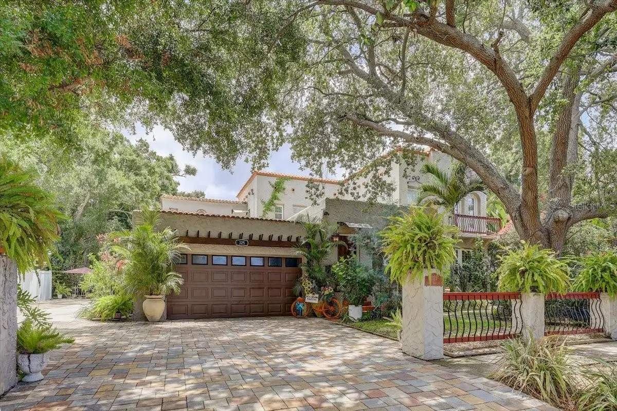 325 49th Street N, Saint Petersburg, FL 33710 - #1