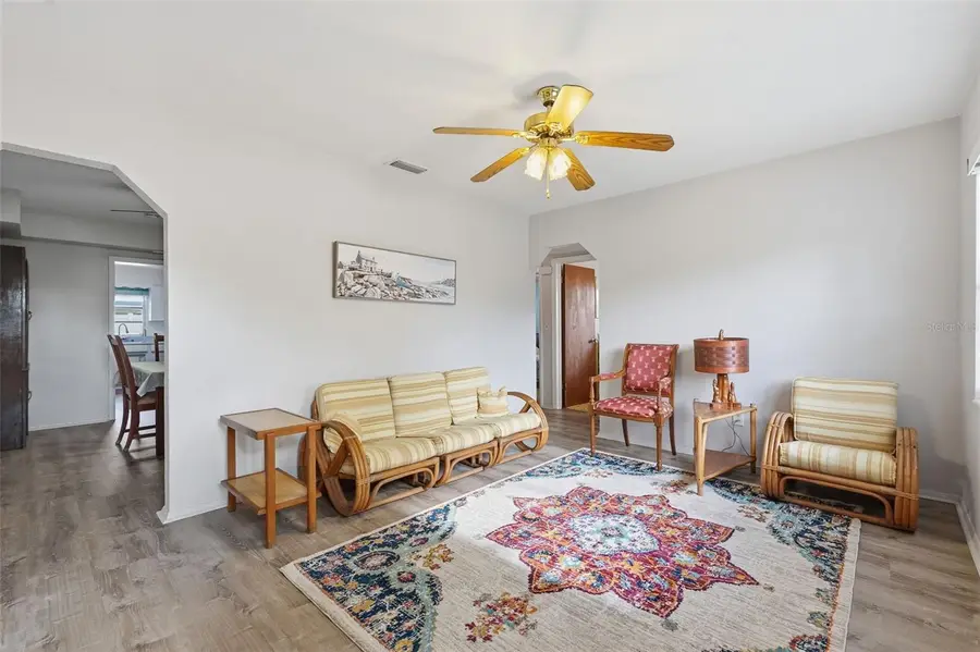 6000 12th Way N, Saint Petersburg, FL 33703 - #3