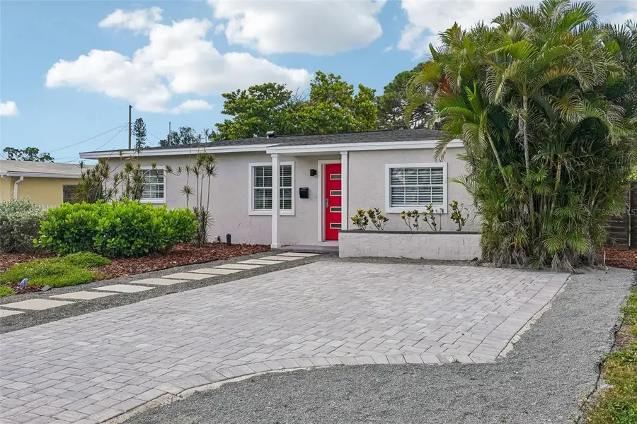 784 87th Avenue N, Saint Petersburg, FL 33702 - #3