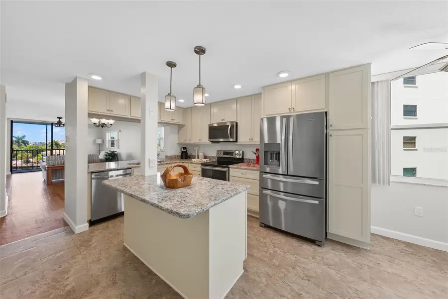 1316 Pasadena Avenue S #408, South Pasadena, FL 33707 - #2