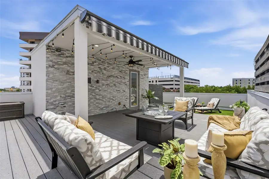 300 Delmar Terrace S, Saint Petersburg, FL 33701 - #2