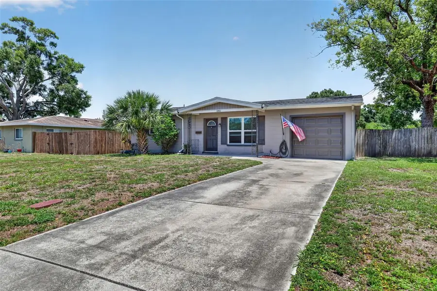691 72nd Avenue N, Saint Petersburg, FL 33702 - #2