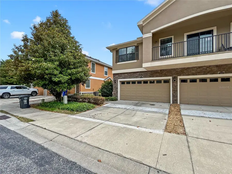 16615 Kingletside Court, Lithia, FL 33547 - #2