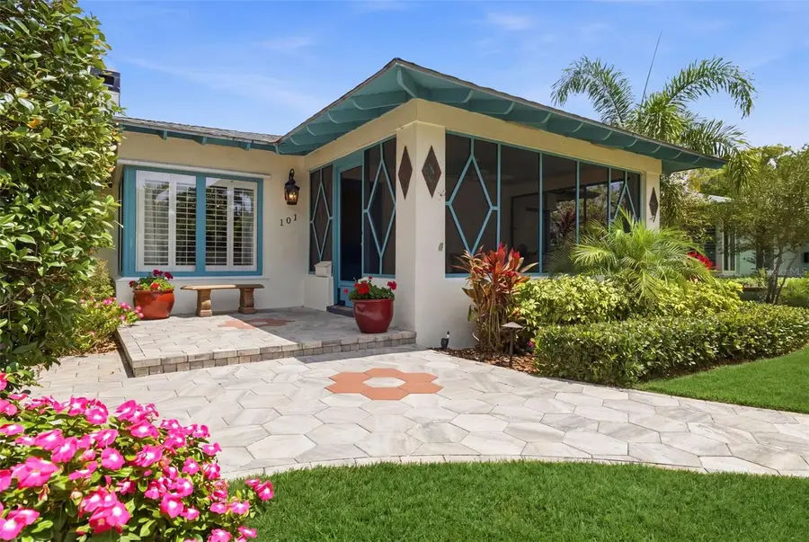 101 26th Avenue Ne, Saint Petersburg, FL 33704 - #3