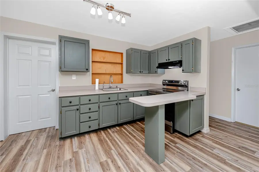 7134 Lauder Place, Tampa, FL 33617 - #3