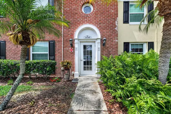 13755 Orange Sunset Drive #101, TAMPA, FL 33618