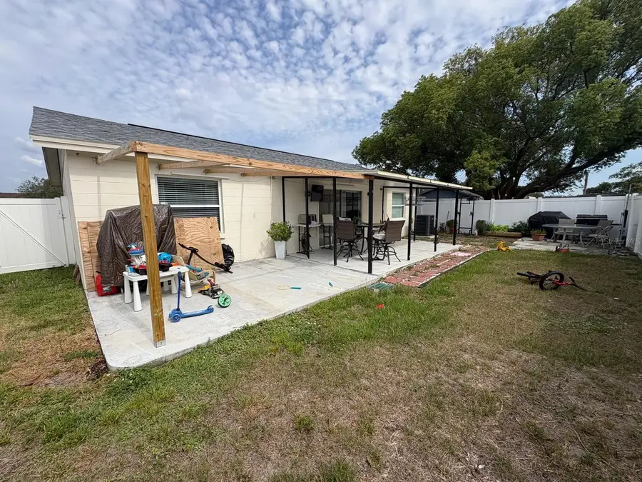 1035 Pine Ridge Circle, Brandon, FL 33511 - #2