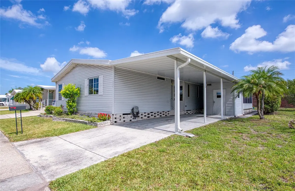 258 Pelican Drive N, Oldsmar, FL 34677 - #1