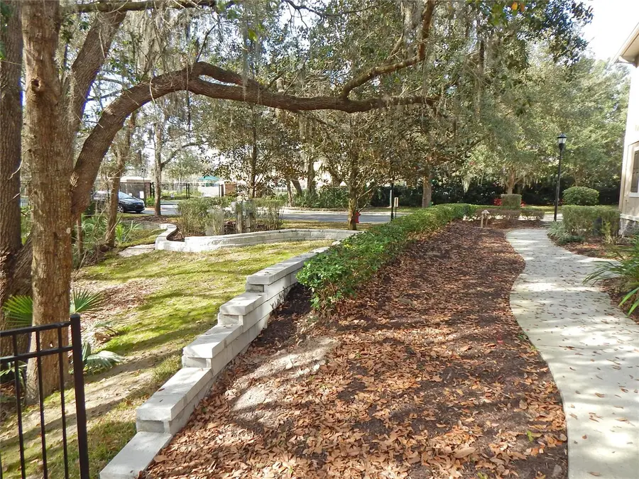16411 Kingletridge Avenue, Lithia, FL 33547 - #3