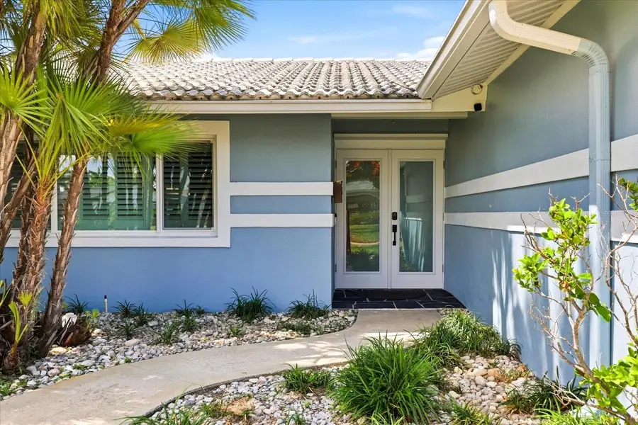 8008 13th Avenue S, Saint Petersburg, FL 33707 - #2
