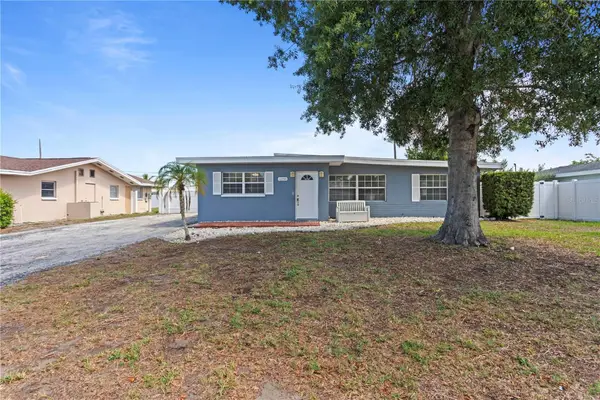 13733 Trinidad Drive, SEMINOLE, FL 33776