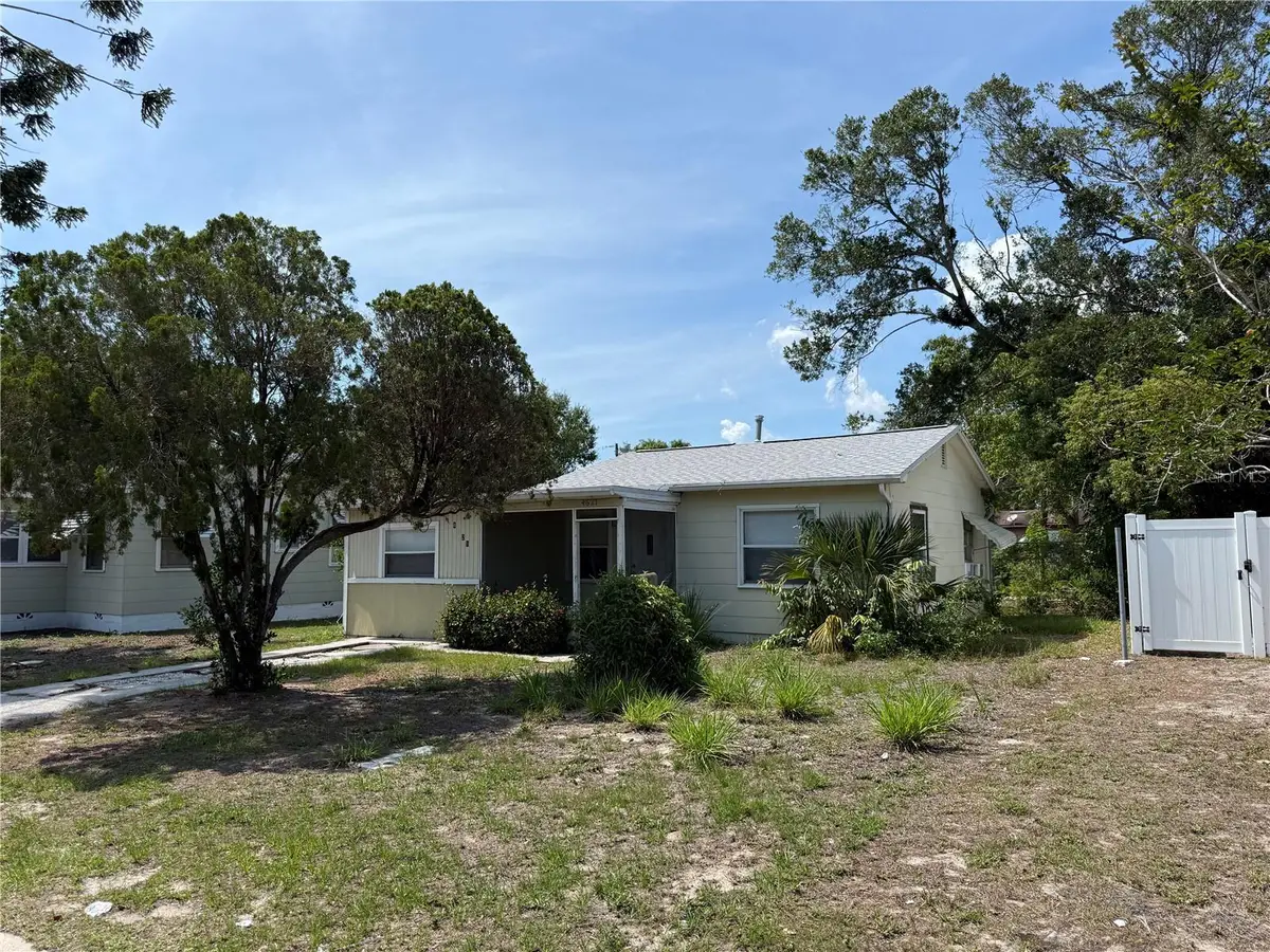 4621 17th Avenue S, Saint Petersburg, FL 33711 - #1