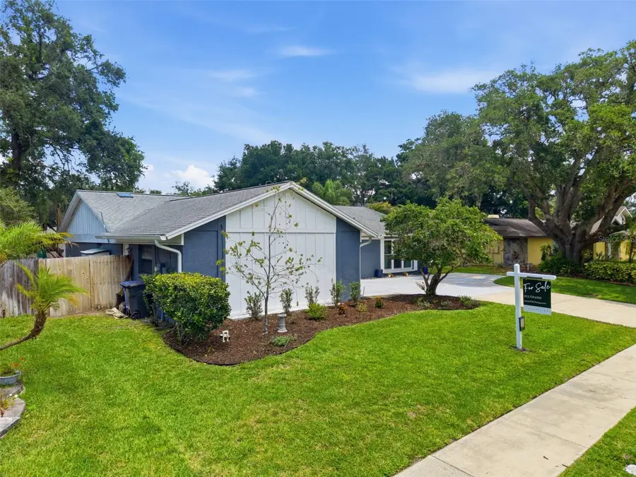 4221 Water Oaks Lane, Tampa, FL 33618 - #3