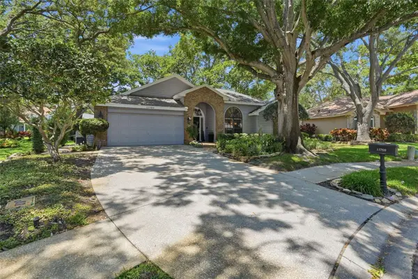 11760 Ashley Court, SEMINOLE, FL 33772