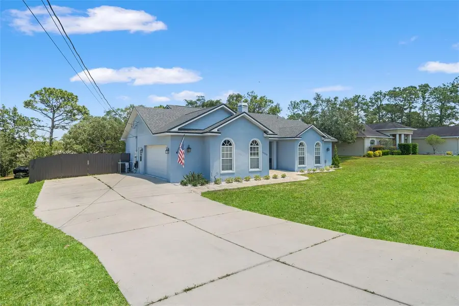 11360 Lark Sparrow Rd, Weeki Wachee, FL 34614 - #3