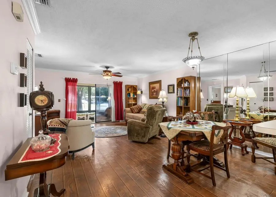 324 Kelsey Way #4, Sun City Center, FL 33573 - #3