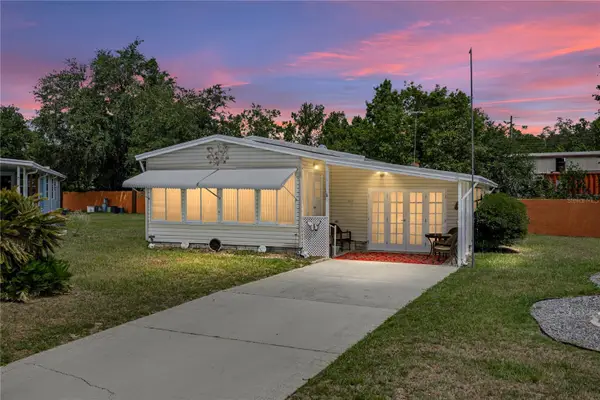 35921 Tanda Circle, ZEPHYRHILLS, FL 33541