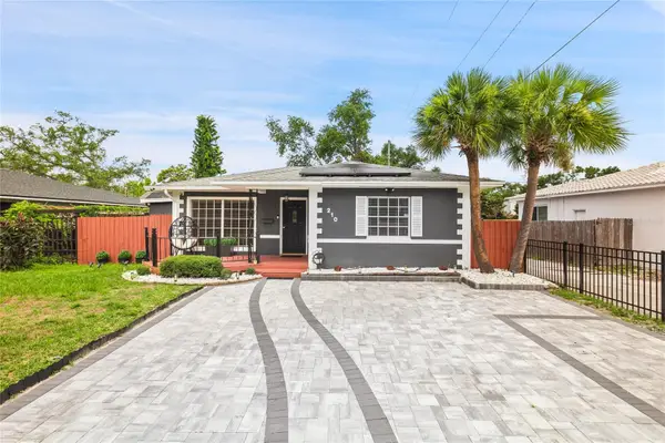 210 49th Street N, ST PETERSBURG, FL 33710