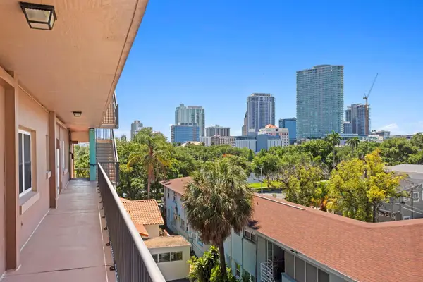 750 Burlington Avenue N #3C, ST PETERSBURG, FL 33701