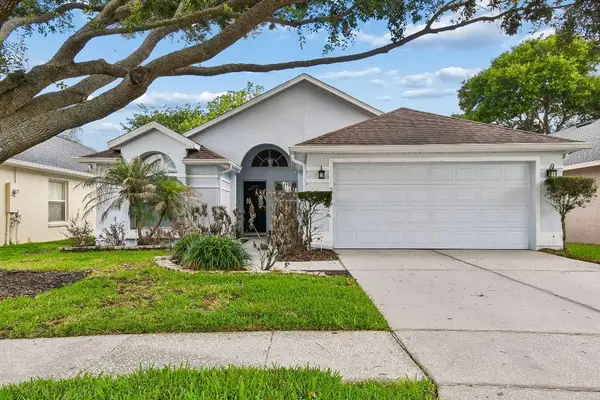 2708 Bellewater Place, OVIEDO, FL 32765