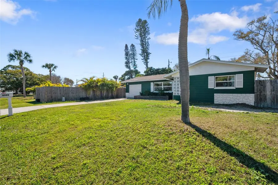 6522 112th Street, Seminole, FL 33772 - #3