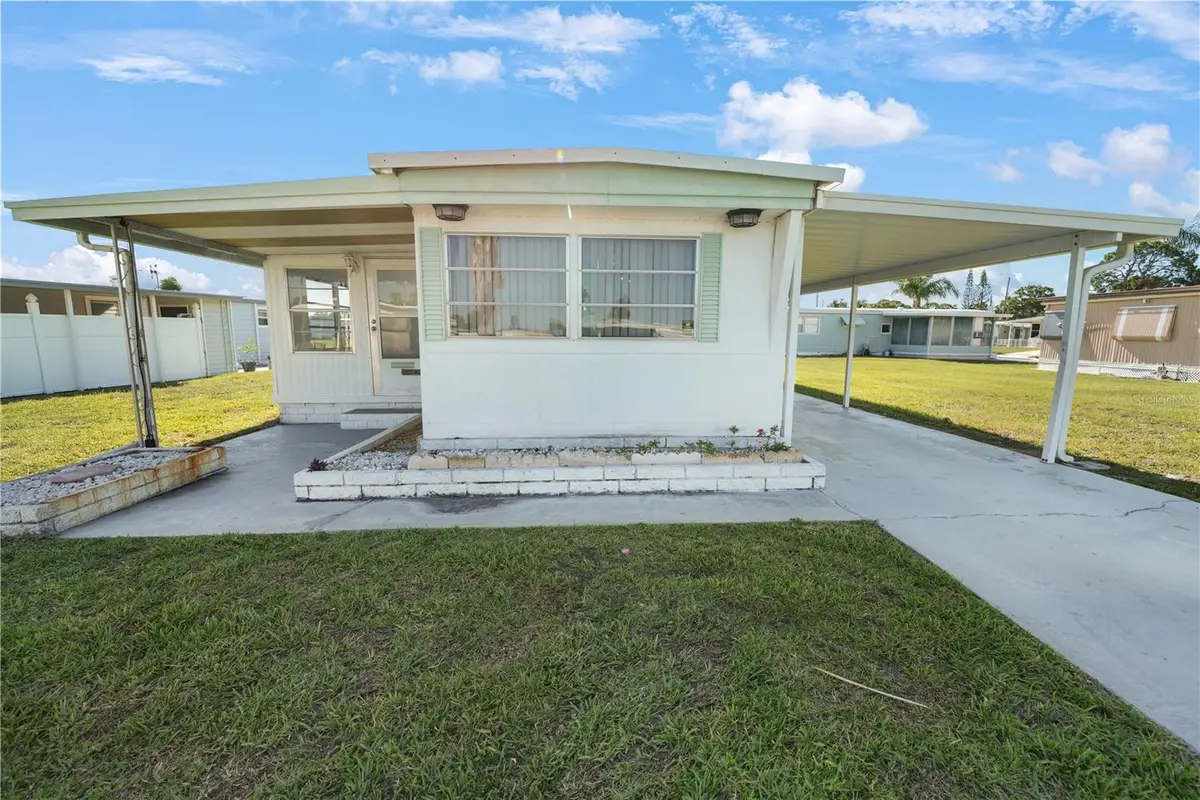 10921 London Drive, Port Richey, FL 34668 - #1