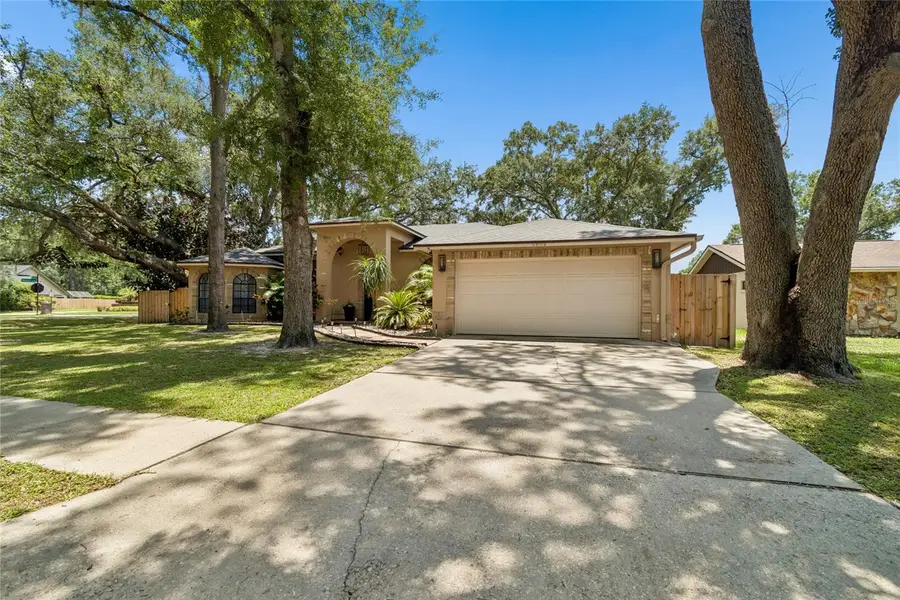 3602 Arlington Oaks Court, Tampa, FL 33618 - #2