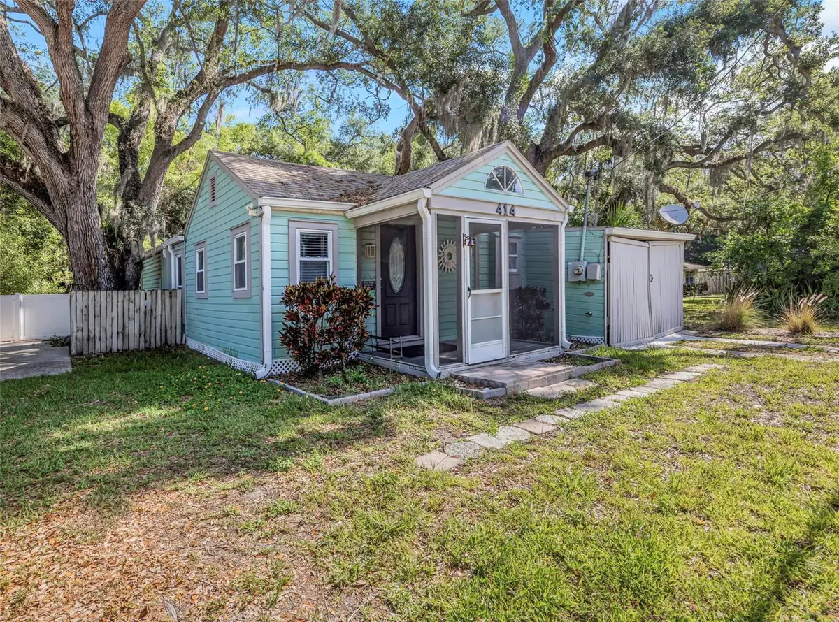 414 Tampa Road, Palm Harbor, FL 34683 - #1