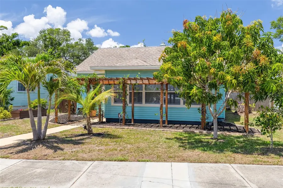 845 21st Avenue S, Saint Petersburg, FL 33705 - #3