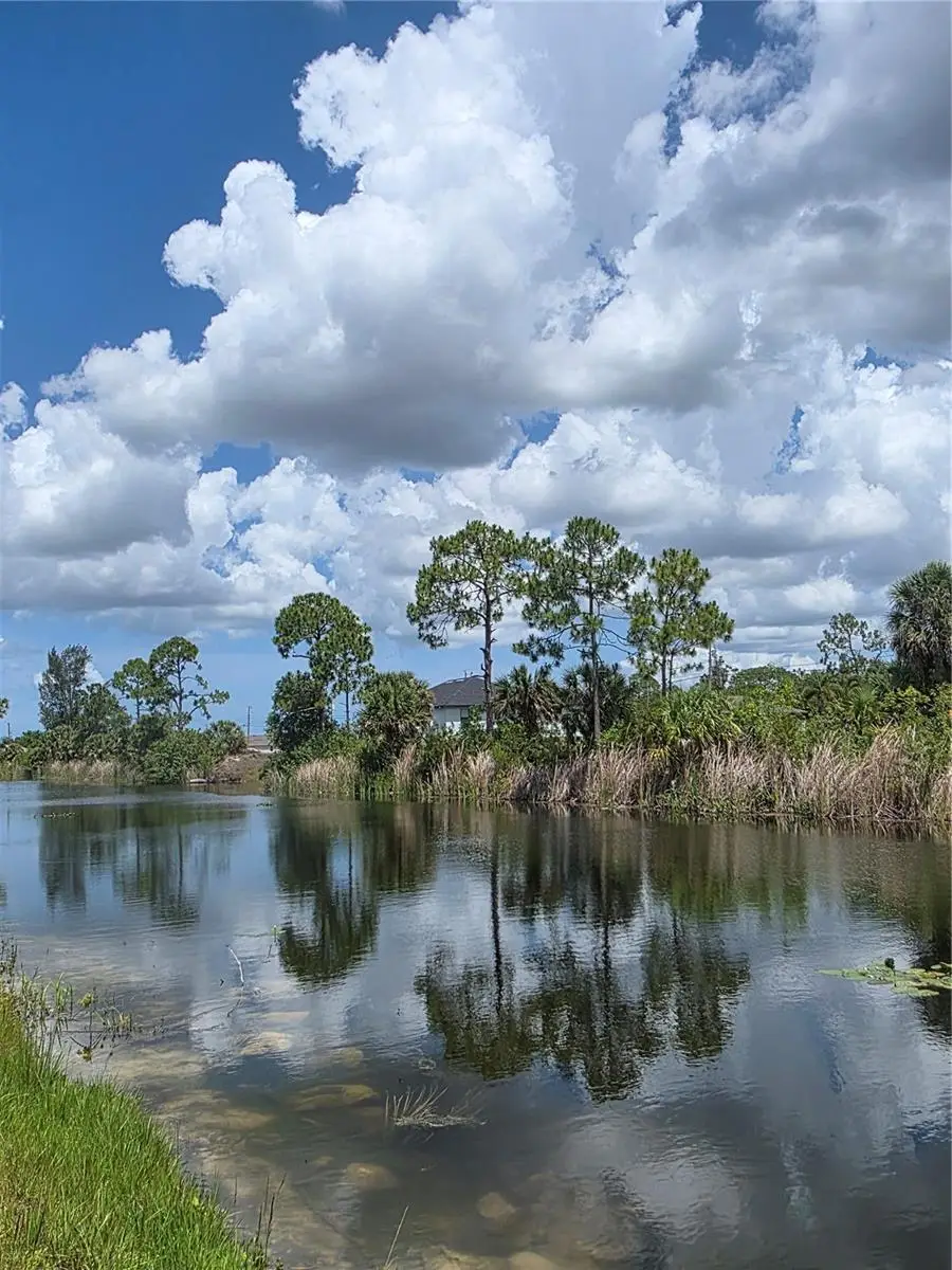 211 NE 31st Street, Cape Coral, FL 33909 - #2