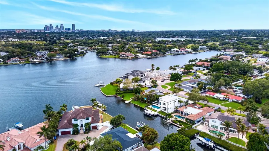 874 Placido Way Ne, Saint Petersburg, FL 33704 - #3