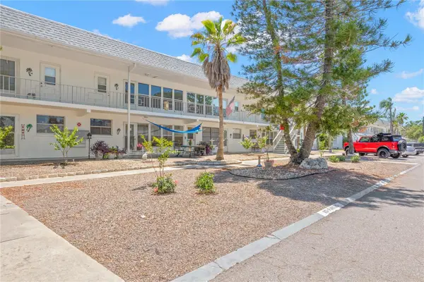 1221 Drew Street #E12, CLEARWATER, FL 33755