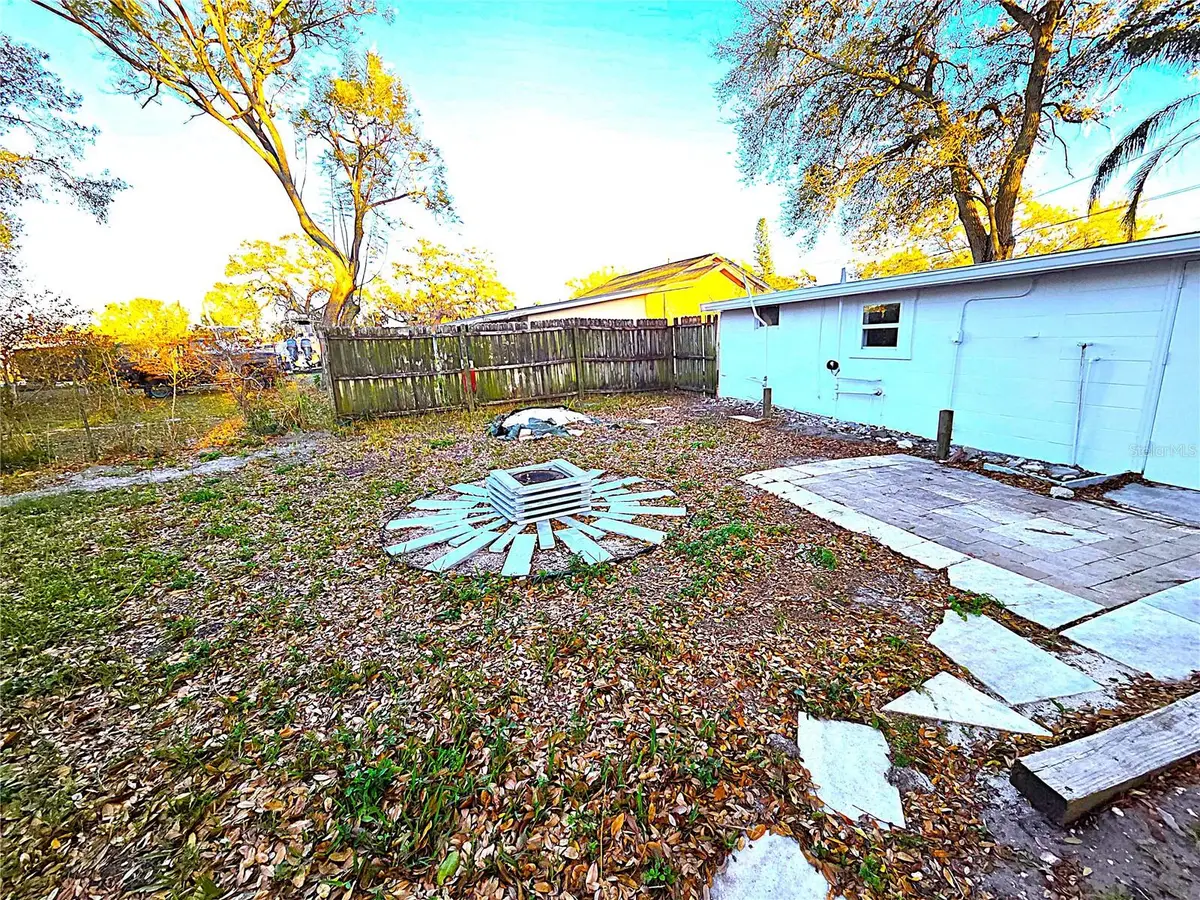 360 5th Avenue Nw, Largo, FL 33770 - #1
