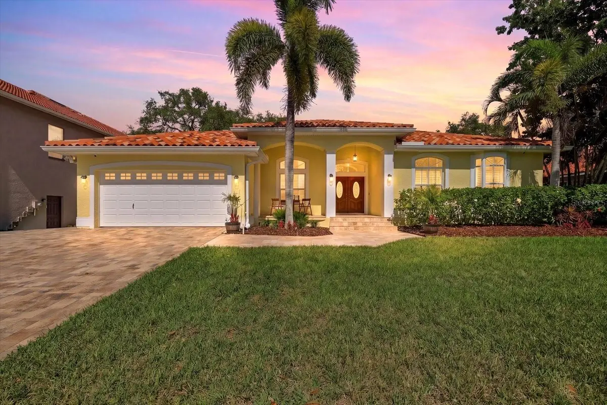 1038 Wideview Avenue, Tarpon Springs, FL 34689 - #1