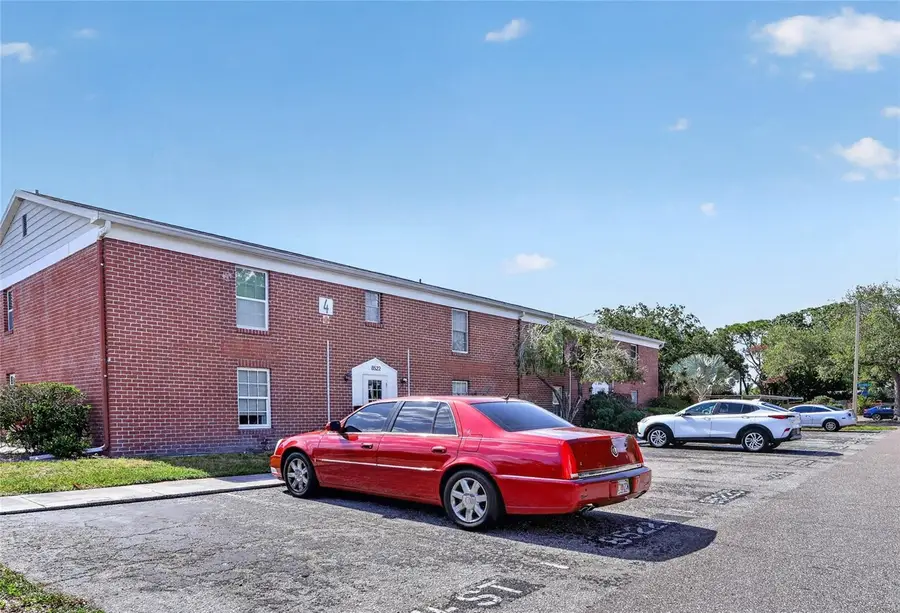8542 10th Street N #B, Saint Petersburg, FL 33702 - #3