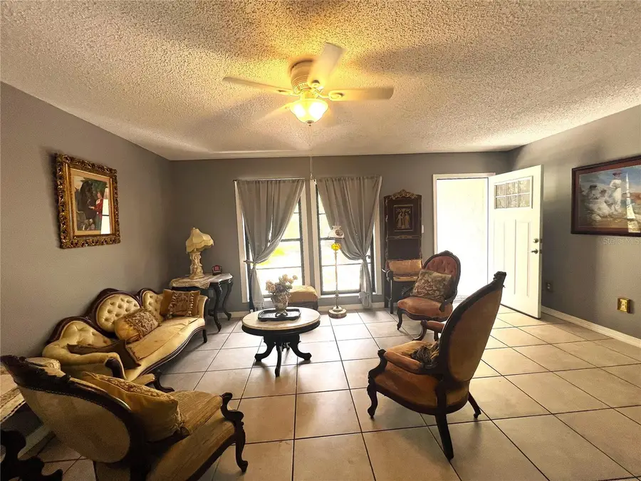 220 NE 11th Street, Crystal River, FL 34428 - #2
