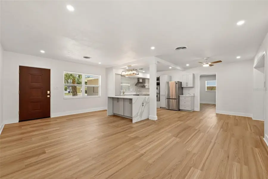 2440 66th Avenue S, Saint Petersburg, FL 33712 - #2