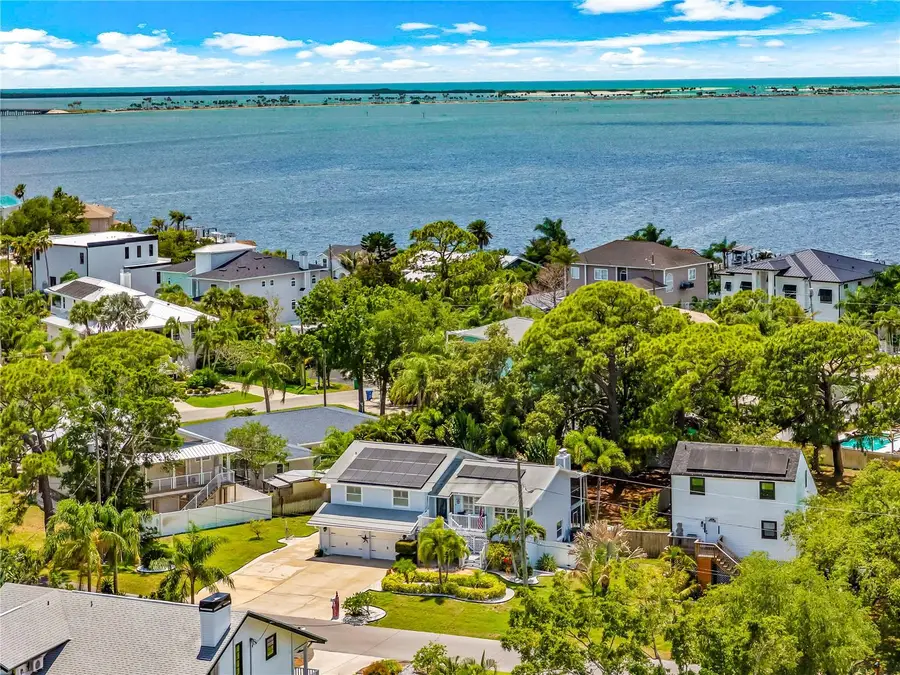 201 Lagoon Drive, Palm Harbor, FL 34683 - #2