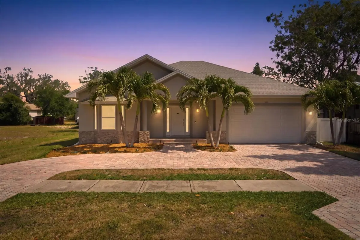 1016 Gulf Road, Tarpon Springs, FL 34689 - #1