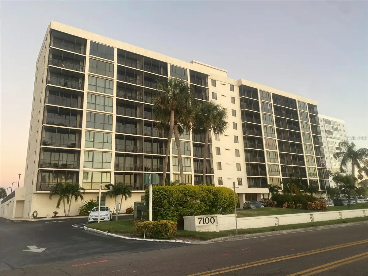 7100 Sunshine Skyway Lane S #906, Saint Petersburg, FL 33711 - #1