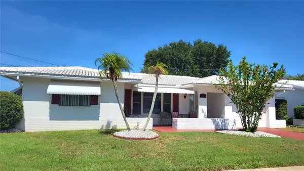 9660 44th Street N, PINELLAS PARK, FL 33782