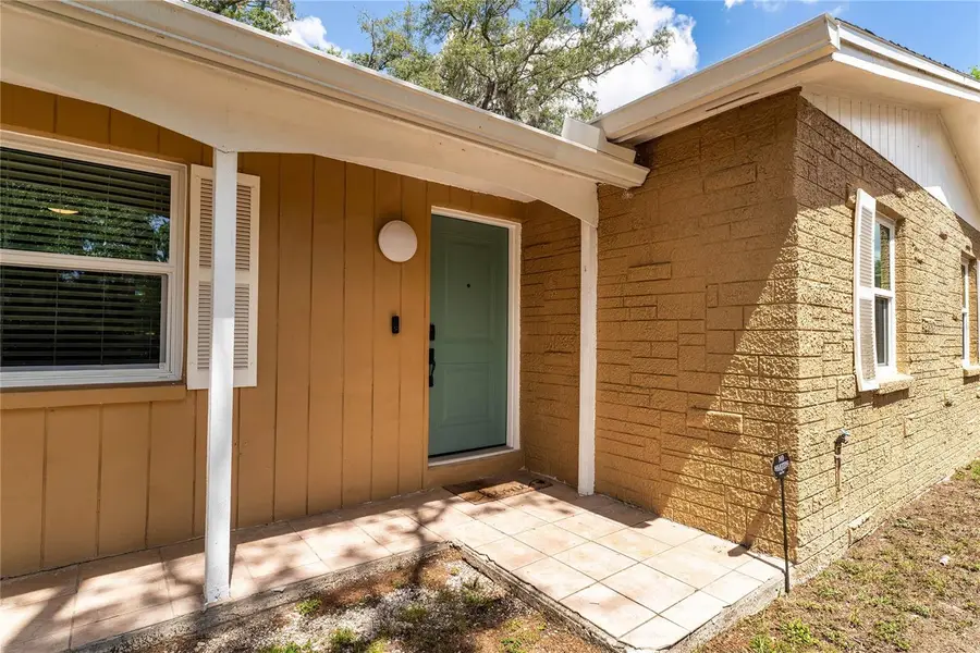 10214 N Woodmere Road, Tampa, FL 33617 - #2