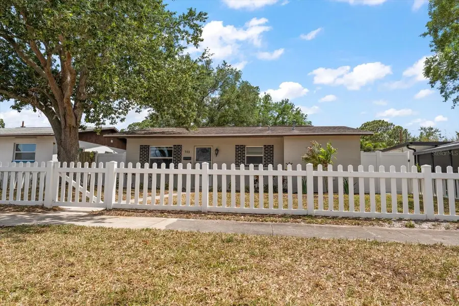 766 90th Avenue N, Saint Petersburg, FL 33702 - #3