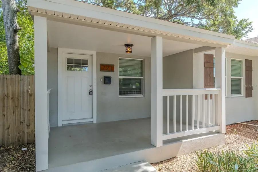 721 38th Avenue N, Saint Petersburg, FL 33704 - #3