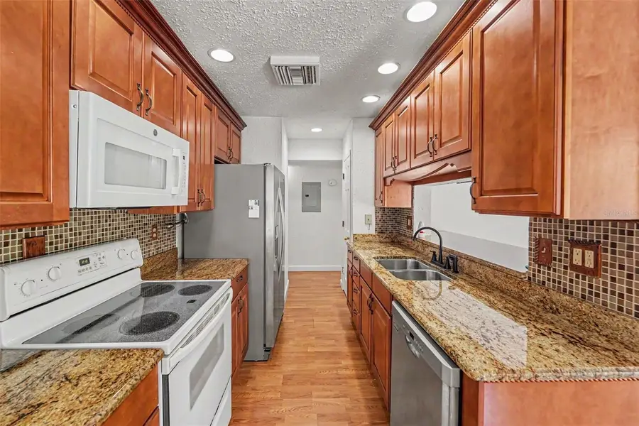 4105 38th Avenue S #75F, Saint Petersburg, FL 33711 - #3