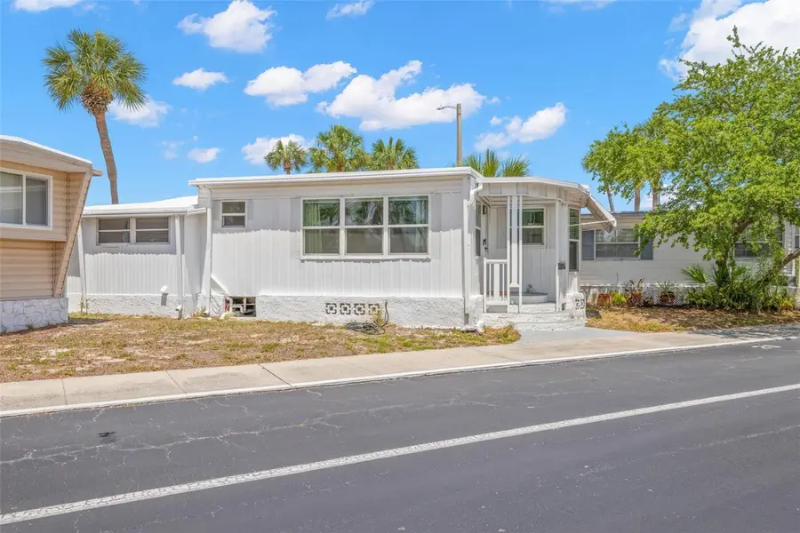 4851 W Gandy Boulevard #B7L20, Tampa, FL 33611 - #3