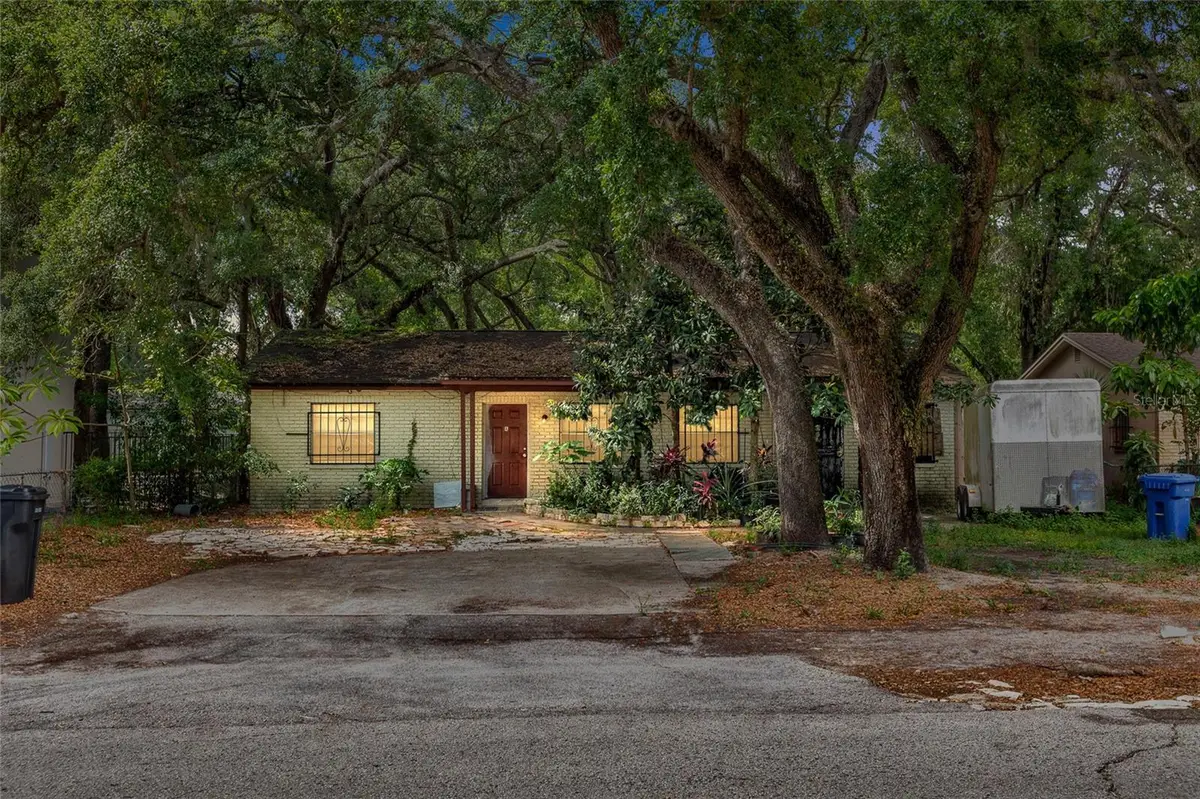 1210 E 140th Avenue, Tampa, FL 33613 - #1