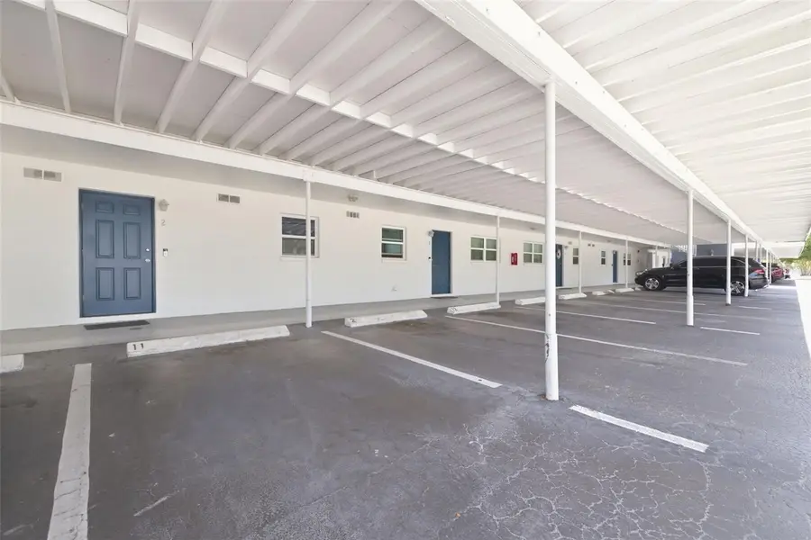 3717 46th Avenue S #11, Saint Petersburg, FL 33711 - #2