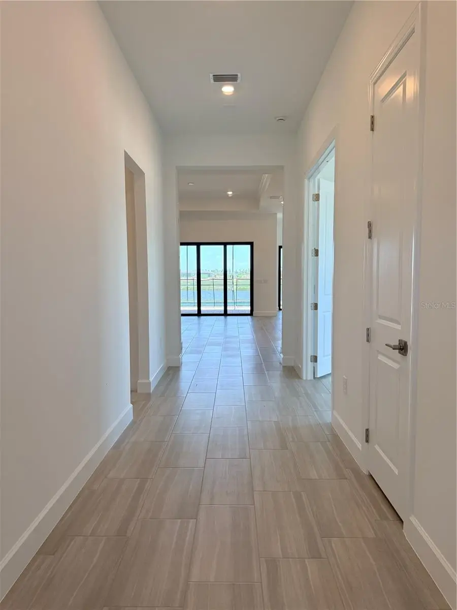4821 Long Point Run, Lakewood Ranch, FL 34211 - #3